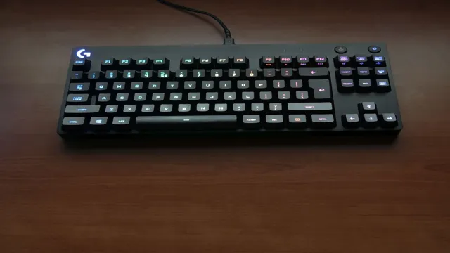 logitech g pro tenkeyless gaming keyboard